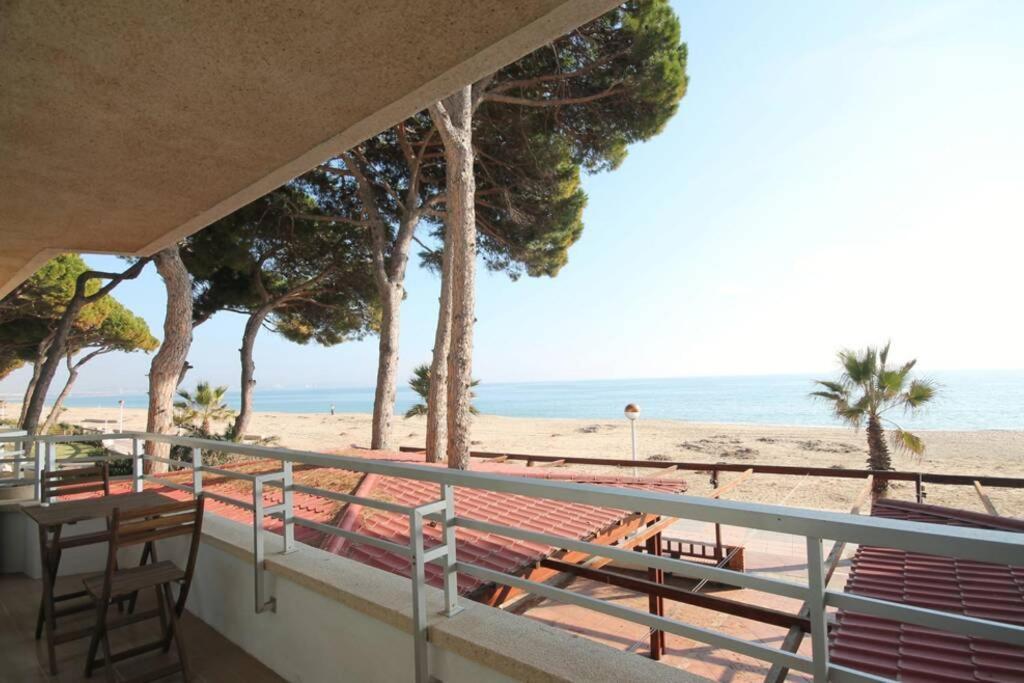 Apartamento Con Vistas Al Mar En Cambrils Luaran gambar